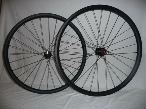 28mm deep 24mm internal - 28mm,