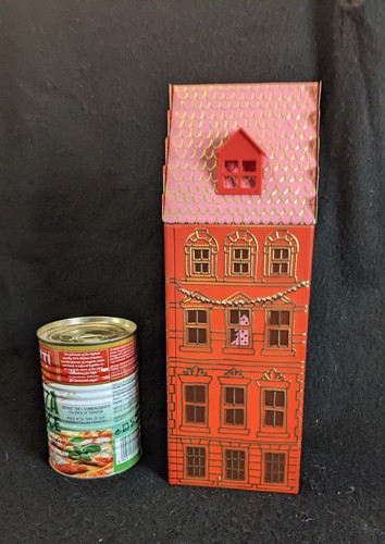Musical biscuit tin - m&s, "