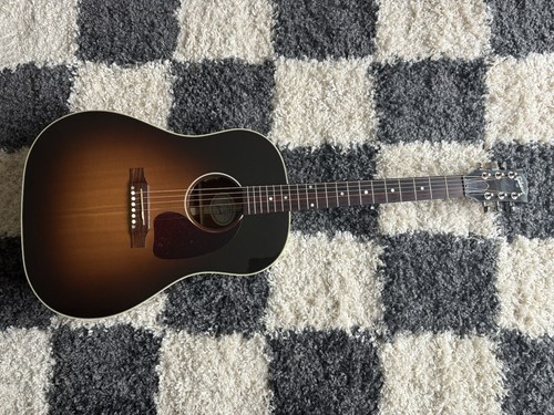 Gibson standard acoustic - gibson,