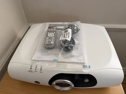 Panasonic rz370e dlp - pt-rz370e,