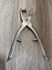 Maun No 2160 Hole Punch 