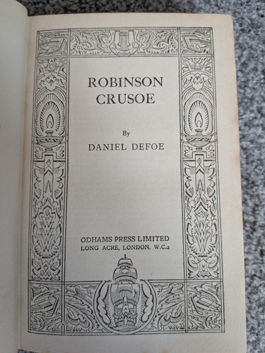 Robinson crusoe hardback - robinson, crusoe(hardback