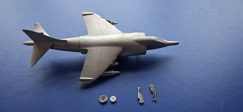 Danbury mint pewter gr3 hawker - danbury,