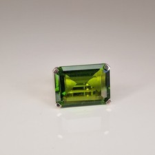Large green stone ring - green,