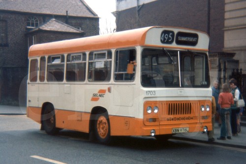 Bus photo selnec 1703 - -,