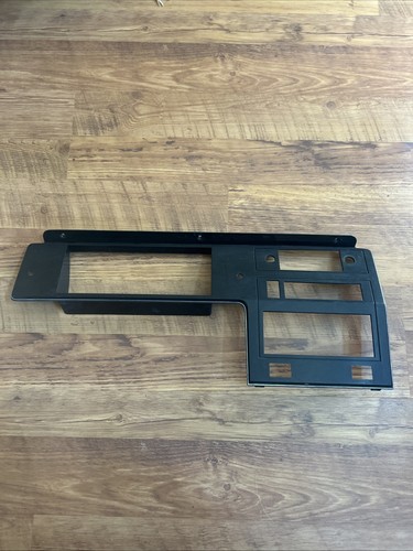 Dash cluster radio surround - dash,