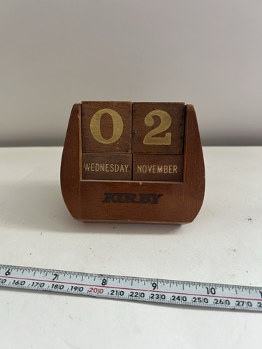 Vintage perpetual desk - perpetual,