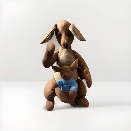 Winnie the pooh kanga and - winnie,