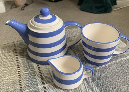 Ringtons stoneware blue white - stoneware, blue/white