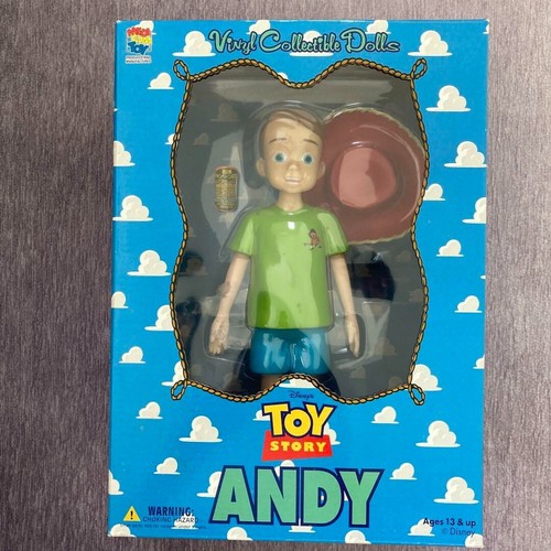Vinyl collectible dolls 8 - vinyl,