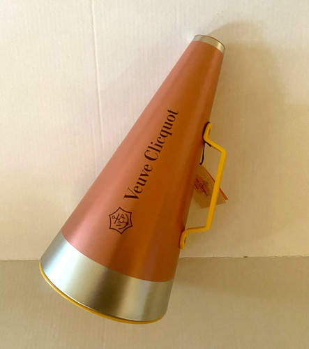 Veuve clicquot megaphone - clicquot,