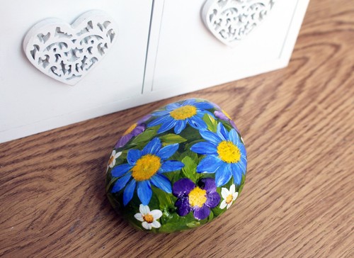 Hand painted stone - stone, paperweight