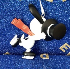 HALLMARK ORNAMENTS CHRISTMAS