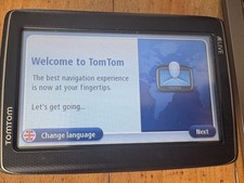 TOMTOM GO LIVE 825 SAT NAV  IN