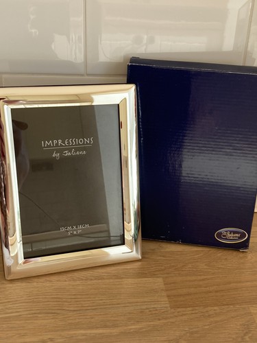 Silver plated photo frame - silver,