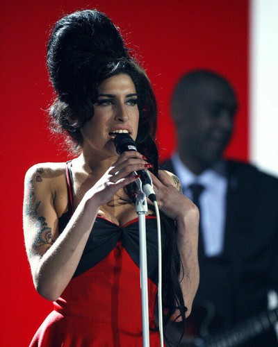 Amy winehouse red - winehouse, dress