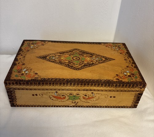 Vintage wooden box pokerwork - vintage,