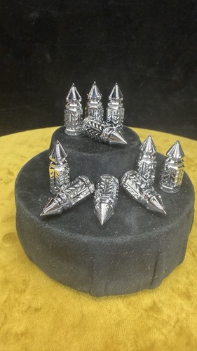 Single custom nut - single,