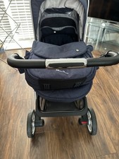 Silver Cross Pioneer Pram and carry cot, matching bag and raincover