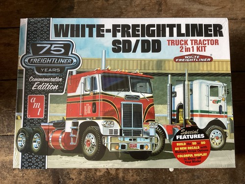 Amt white freightliner 1 - white,