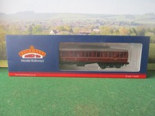 BACHMANN OO MK1 SUBURBAN COMP