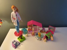 Barbie Pet Rescue Vet Bundle  23 Pieces Doll & Accessed Dogs Cats Beds Food Toys