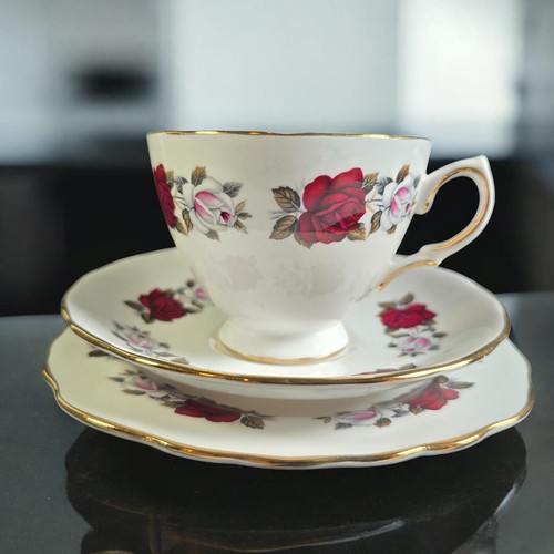 Royal vale bone china - vale,