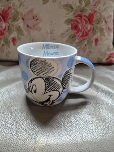 Light blue disney churchill - light,