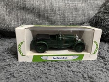 CORGI MOBIL PERFORMANCE CAR