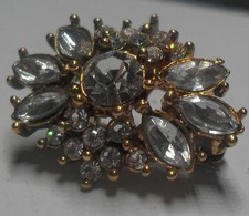 BROOCH.  4.4cm LONG. Probably