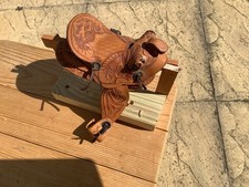Small Western Saddle Hand
