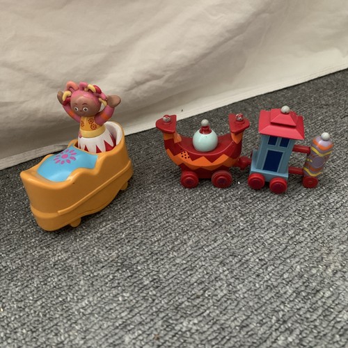 The night garden toys - in,