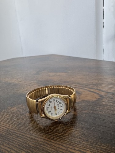 Berge vintage woman - , watch