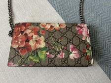 Gucci clutch bag Chain bag