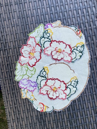 Vintage floral dressing table - vintage floral,