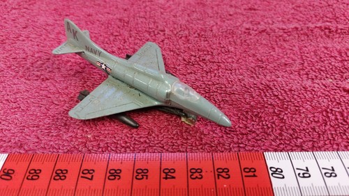 Douglas skyhawk approx - skyhawk,