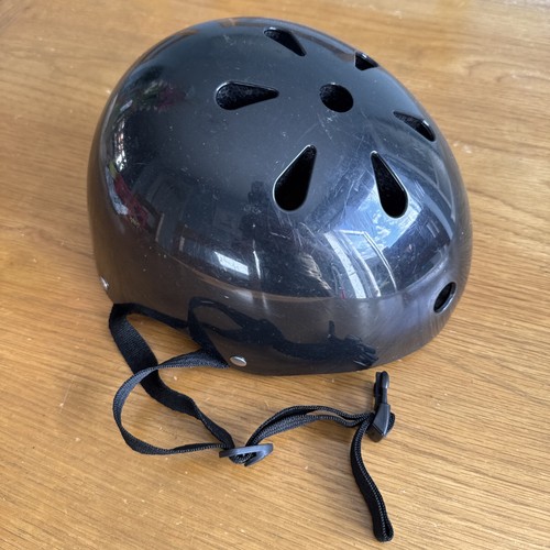 Black skate bmx helmet - bmx,