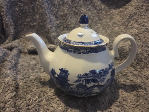 Ringtons blue willow - willow, porcelain