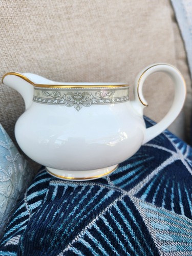 Royal doulton isabella - royal,