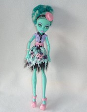 Monster High Doll Hauntlywood