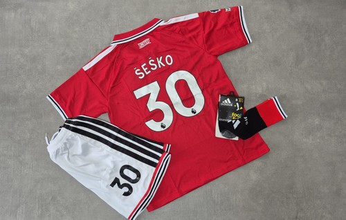 Manchester united home kit age - home,
