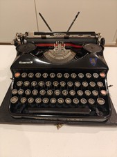 TRIUMPH PERFEKT TYPEWRITER