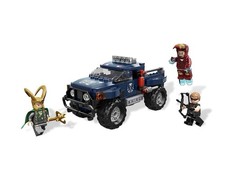 LEGO Marvel Superheroes 6867 Loki's Cosmic Cube Escape Building Kit