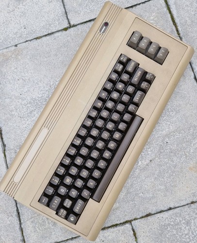 Commodore computer vintage - 64,