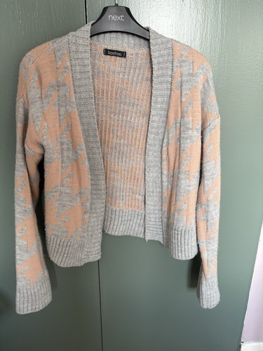 Grey and pink open front - and,