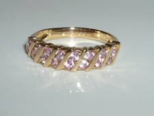 **  18CT YELLOW GOLD PINK