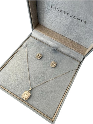 9ct white gold 50ct - 0.50ct, diamond
