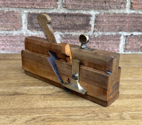 Antique d malloch made - of,