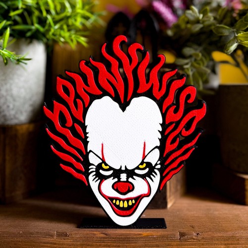 Pennywise horror display - horror,