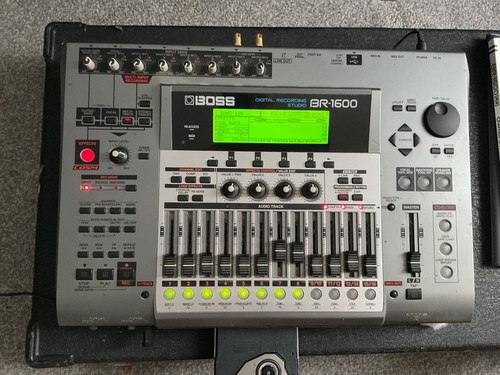 Boss 1600cd digital - boss,